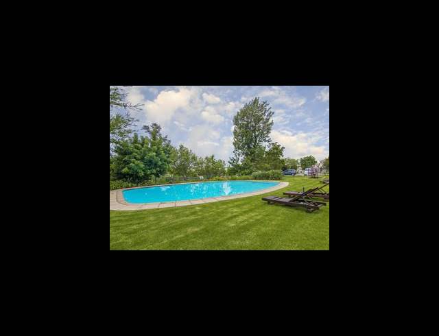2 BEDROOM APARTMENT SOLD IN BRYANSTON
